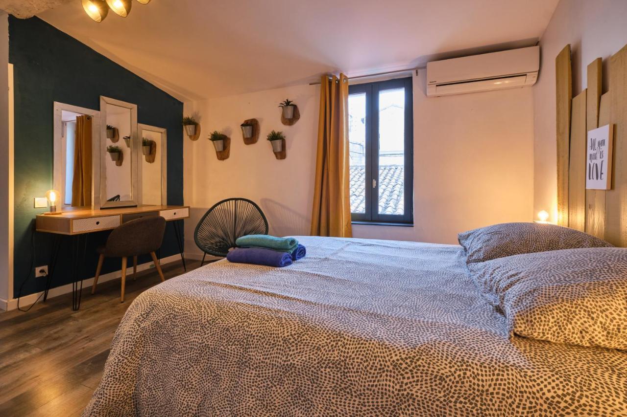 Melina - Jacuzzi - Maison Avec Cour Climatisee Proche Cite Medieval Carcassonne Eksteriør bilde